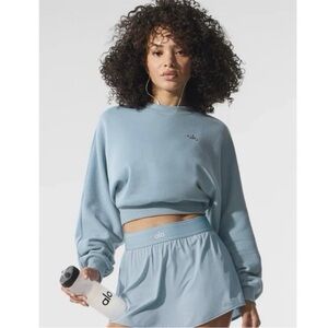 🔥ALO Yoga NWT Celestial Blue Cropped Crewneck Sweatshirt🔥